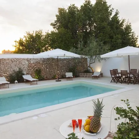 Luxury Courtyard Pool * راكالي